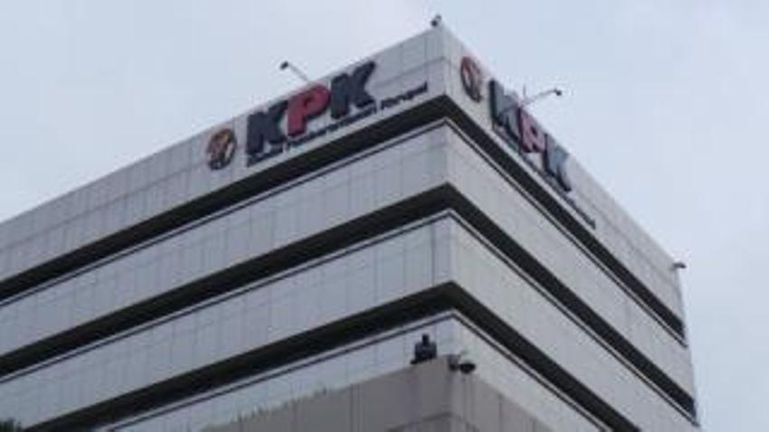 95Gedung KPK (bara).jpg